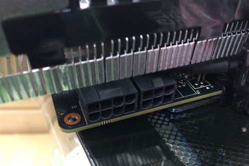 助威TitanZ映众GTX780Ti冰龙绝杀4799 