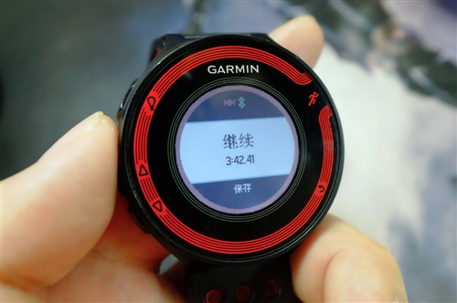 定位专业 Garmin forerunner 220评测 