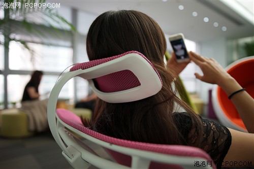 自适应弹力系统 联友IOO人体工学椅评测 