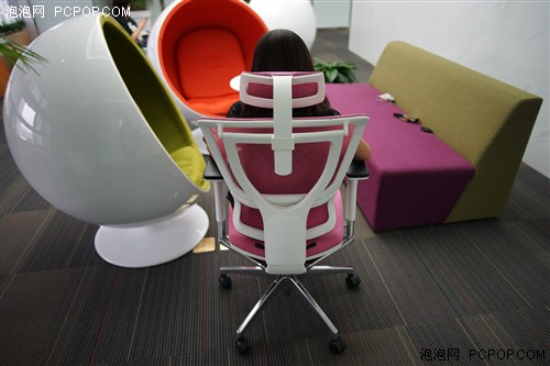 自适应弹力系统 联友IOO人体工学椅评测 