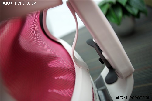 自适应弹力系统 联友IOO人体工学椅评测 