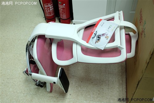 自适应弹力系统 联友IOO人体工学椅评测 