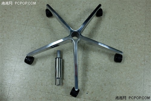 自适应弹力系统 联友IOO人体工学椅评测 