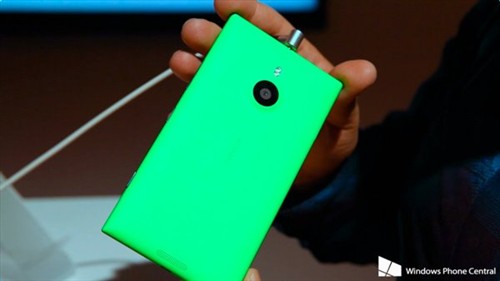 已预装WP8.1系统 绿色版Lumia1520开卖 