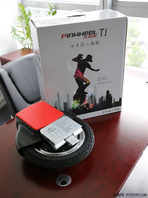 可换电池PINWHEEL T1独轮平衡车体验 