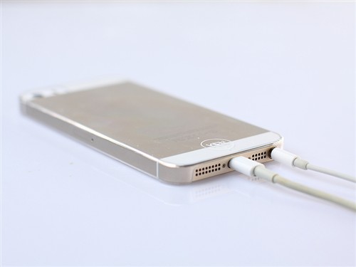 全透明极薄防指纹 iPhone 5S最美手机 