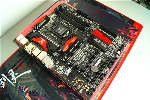 高频恶魔王座 iGame Z97战4790k 