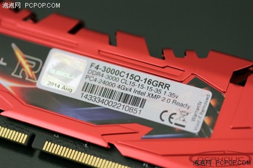 海量图赏：全球最快的DDR4内存 