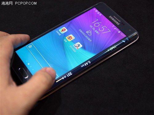曲面侧屏 三星GALAXY Note Edge试玩 