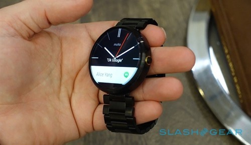 开首日在即：Moto 360智能手表上手玩 