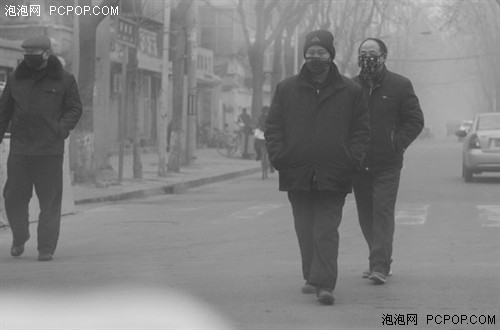 北京陷入严重雾霾天 我们该怎么办？ 