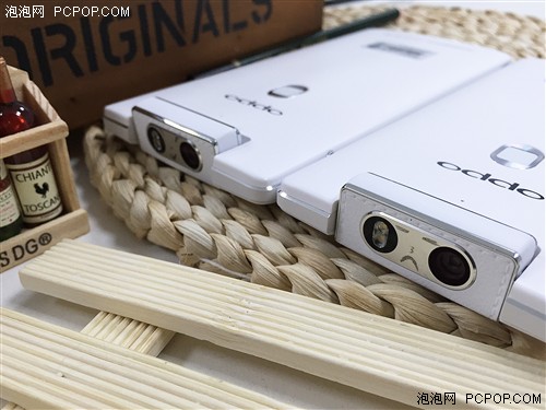 [视频]OPPO N3开箱+旋转摄像头恶搞篇 