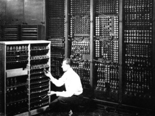 有意思 世界上第一台计算机ENIAC被复活_笔记本新闻-泡泡网