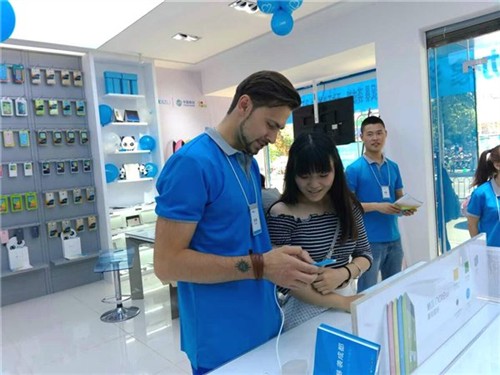 与漫威合作 魅族5.18发布复联2定制版手机_手