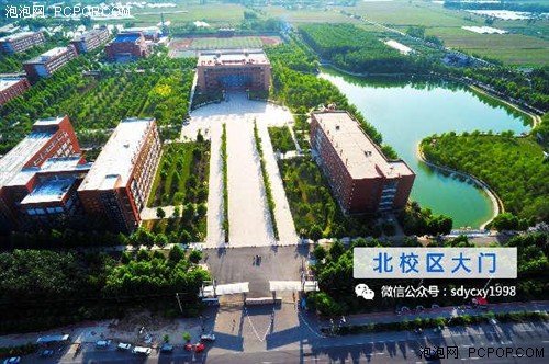 无人机航拍英才南北校区 看最美校区_无人机新