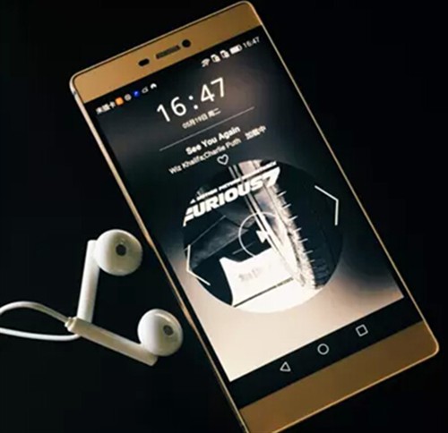 音乐界新尝试 手机听音乐将成主流?