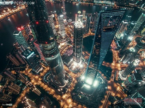 城市中飞翔 大疆无人机航拍上海美景