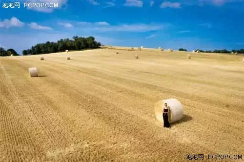 无人机镜头下最美的她 