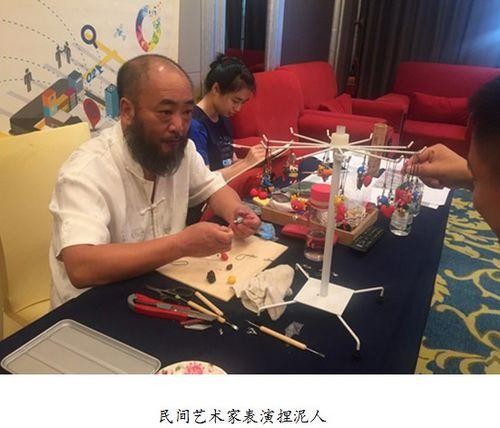 中兴通讯政企巡展成都站：轨道交通也人文 