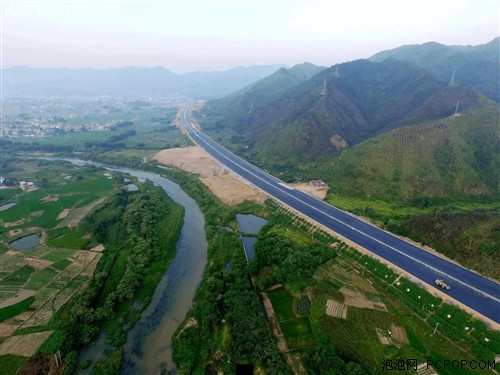 无人机航拍全国文明县城——广东连平 