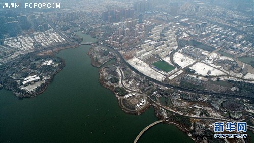 无人机队航拍合肥翡翠湖雪景 