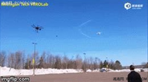 美国研发无人机捕手 有效应对潜在无人机恐袭 