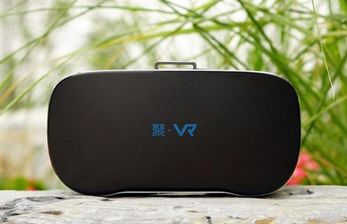 属于年轻人的虚拟世界 聚 VR一体机