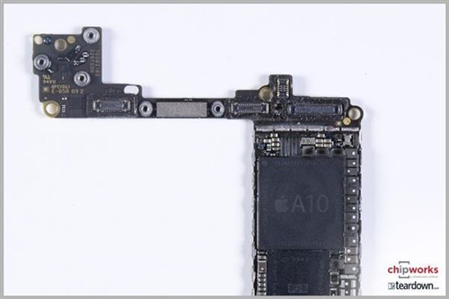 苹果A10处理器细节图：更小 更薄 
