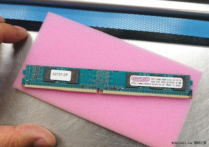 高度缩短40% 矮版DDR4内存条套装上市 