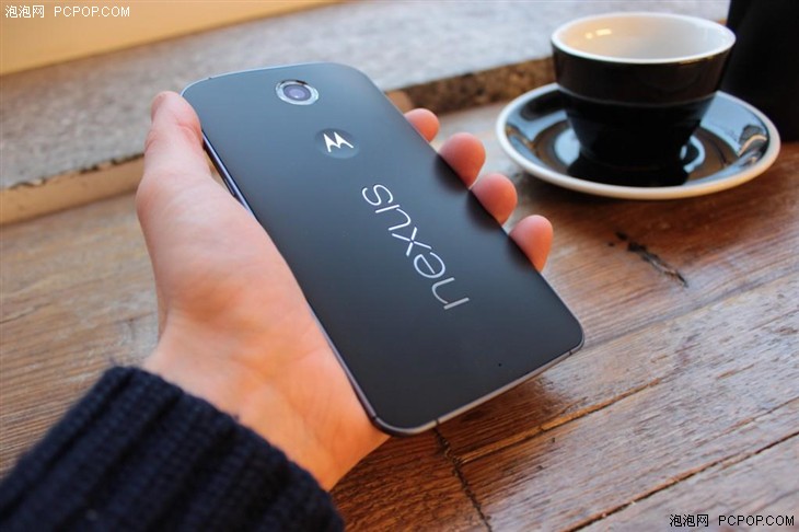 摩托罗拉的内战：新Moto X vs Nexus 6 