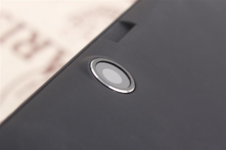 主打移动轻办公 易方NextBook M89平板评测 