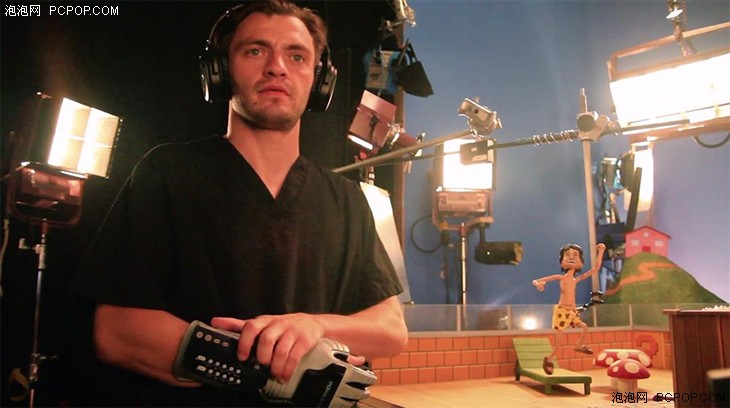 怀旧 任天堂Power Glove制作定格动画