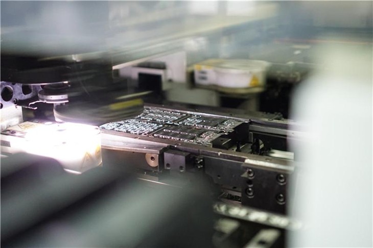 高端品质 实拍影驰SSD工厂制造全过程 