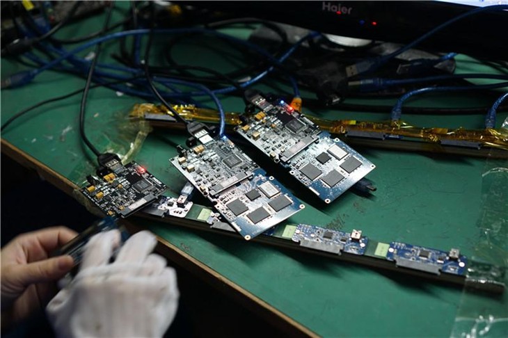 高端品质 实拍影驰SSD工厂制造全过程 