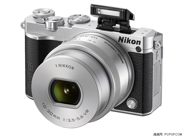 4K拍摄+复古造型 尼康发布J5微单相机 