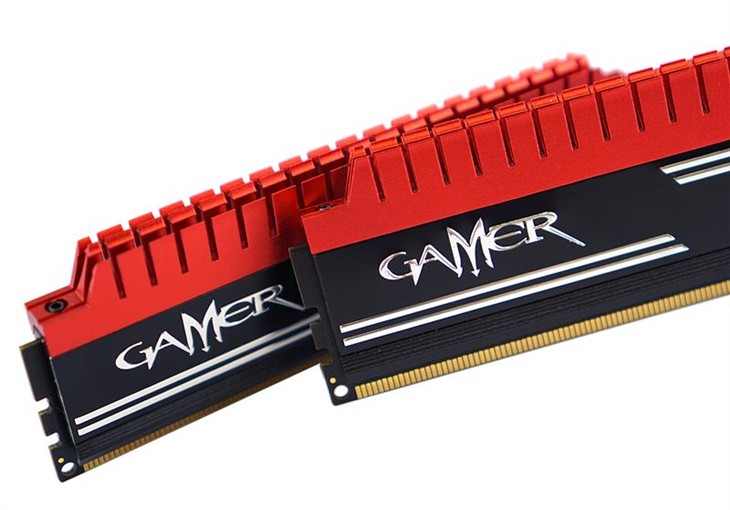 影驰GAMER DDR3-2400 8GB*2超值999元 