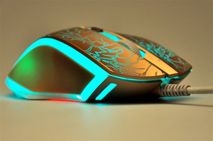 雷柏V20 游戏鼠标2015款土豪金烈焰版 