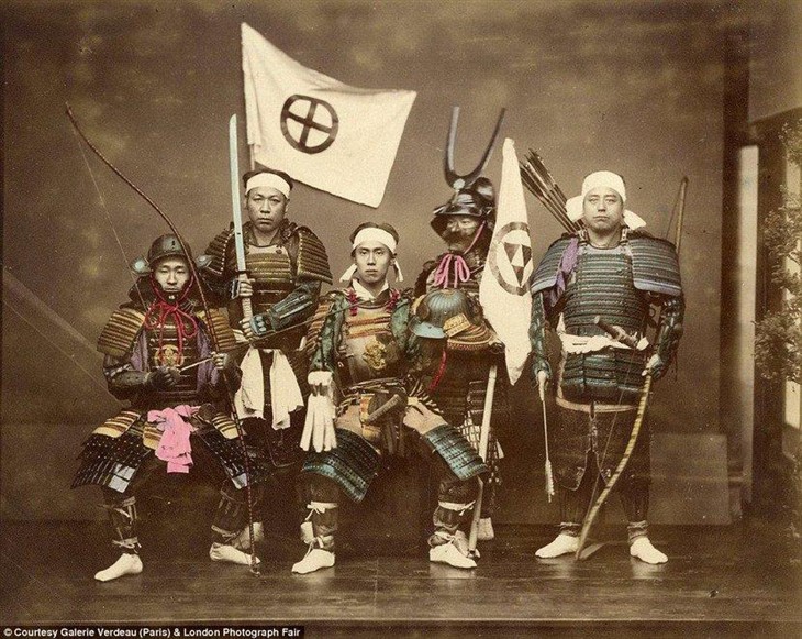 最早彩色照片 日本幕府时代妓女的日常-济南-济
