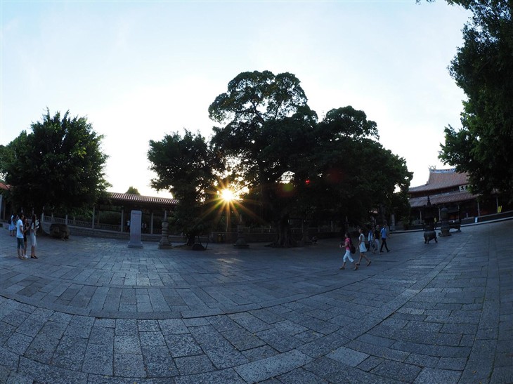 光圈最大的鱼眼镜头 奥巴8mm F1.8评测 