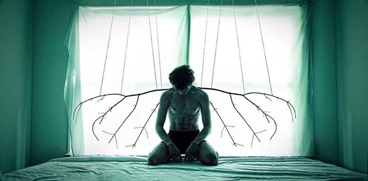 摄影师用影像表现出抑郁症的内心世界