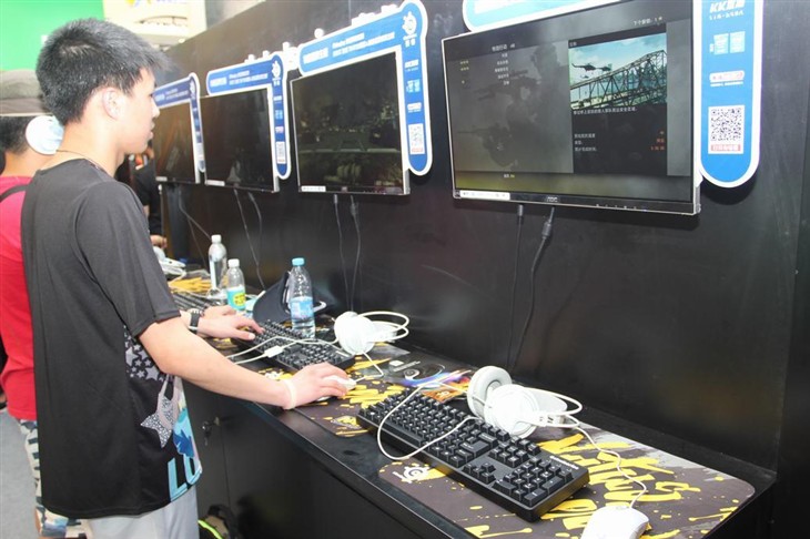 别流口水!ChinaJoy2015优异外设一览  