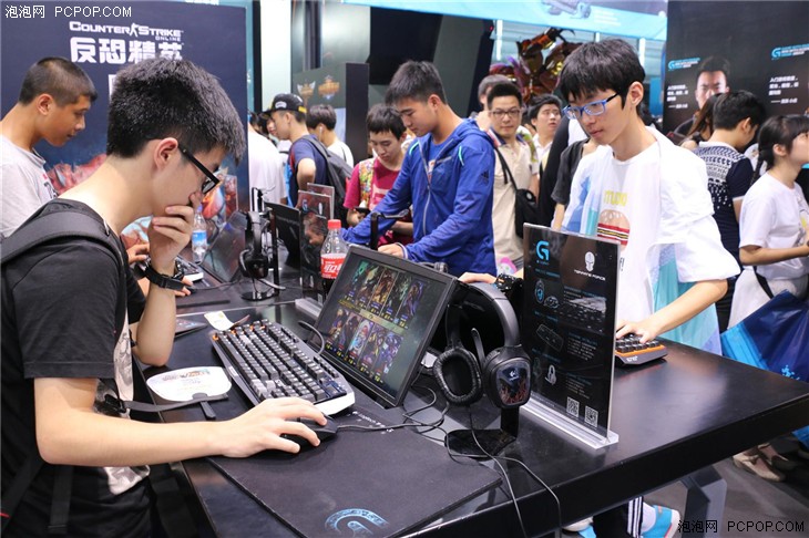 别流口水!ChinaJoy2015优异外设一览  