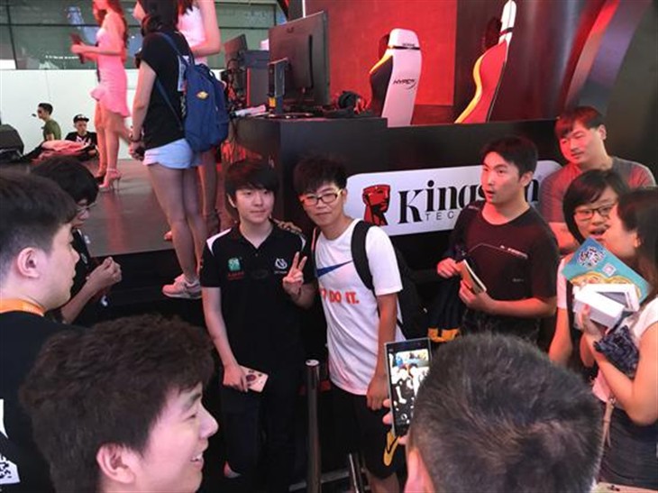 ChinaJoy2015HyperX战神来袭_金士顿SSD固