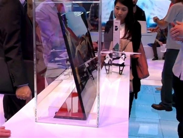 难以置信：Intel出1厘米厚的4K一体机 