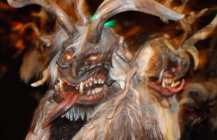 Krampus：惩罚孩子的圣诞老人 