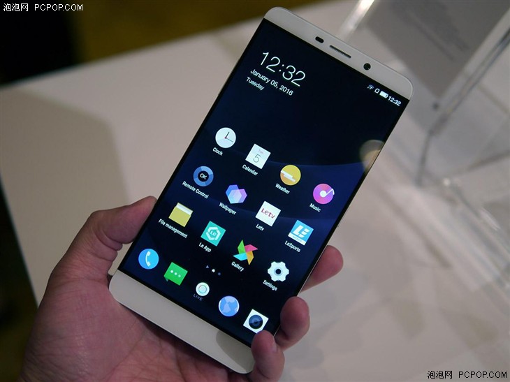 量喜人 乐视闪耀CES 2016_乐视平板电视新闻