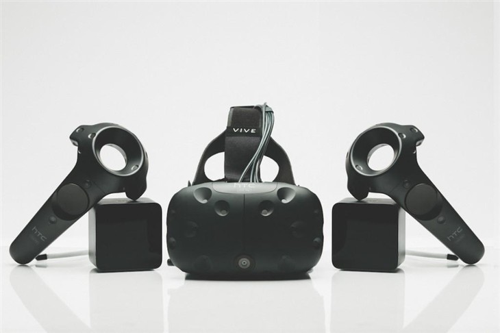 新一代 HTC Vive Pre 开发者版本亮相 