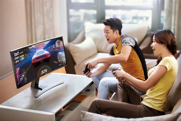 游戏次时代 三星曲面显示器助你玩翻天_液晶显