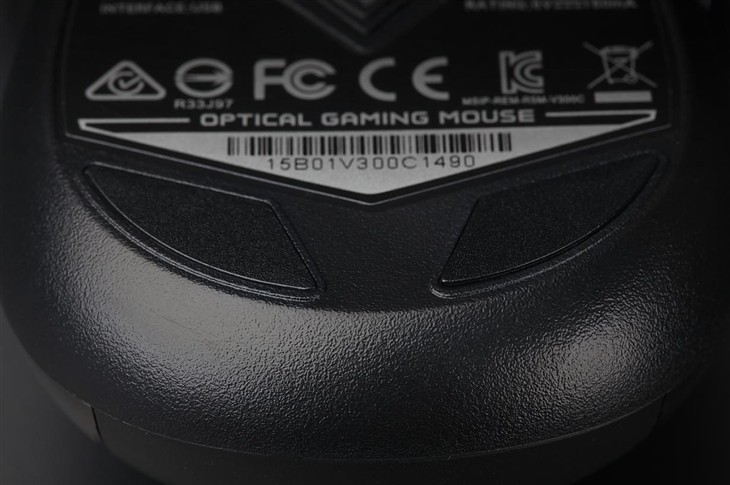 雷柏V300C光学游戏鼠标黑色版图赏 