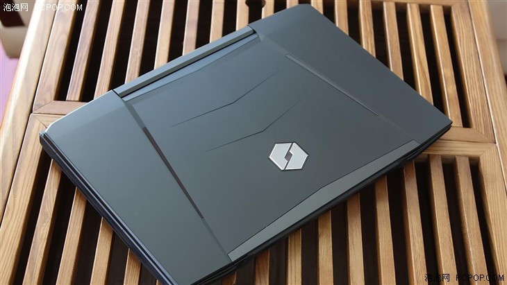 键盘:15英寸游戏本该有的水准